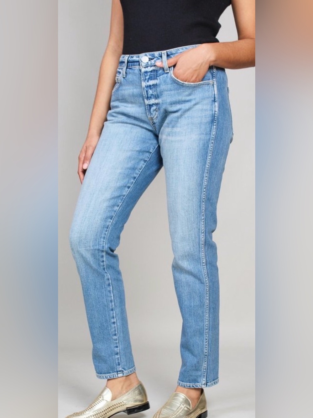 Amo Tomboy Jean Denim in Charmer Blue. Size 25